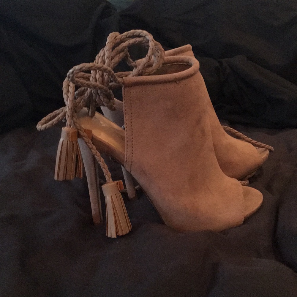 Fringe heeled open toed booties